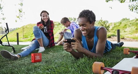 JBL actualiza su altavoz más económico, el JBL Go 2, que llegará presumiendo de resistencia y autonomía