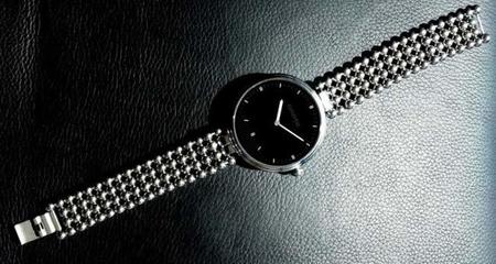 Omate presenta un smartwatch para mujeres con un diseño envidiable