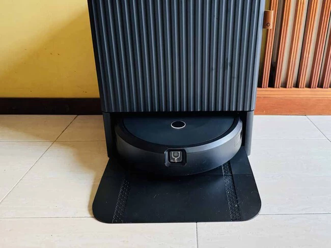 iRobot Roomba Combo Essential