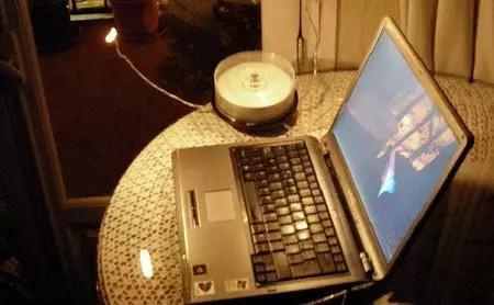 Te vas de hotel y ¿prefieres WiFi o desayuno gratis?