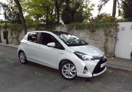El Toyota Yaris hybrid 2015 a prueba: Diseño y tecnología
