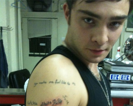 Ed Westwick y sus nuevos tatuajes