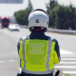 La DGT sale a la caza del móvil: arranca la nueva campaña de vigilancia en carretera 