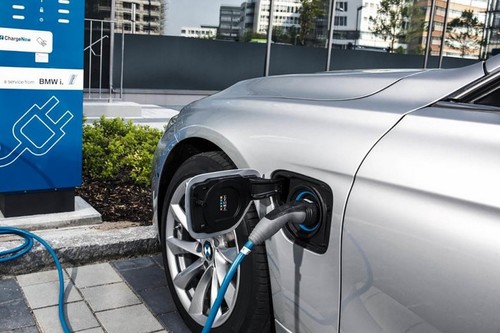 Por qué de repente las tierras raras pueden ser un problema en la fabricación de coches eléctricos