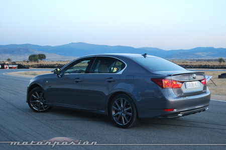 Lexus GS 450h F Sport