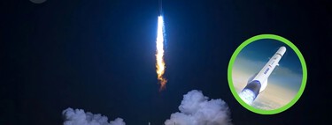 Blue Origin logró aterrizar con éxito un cohete espacial del tamaño de un edificio de 32 pisos sobre un barco en alta mar 