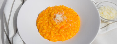 Risotto de zanahoria, una deliciosa versión del clásico plato italiano de arroz 