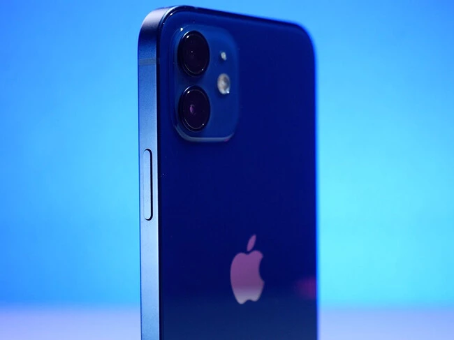 iPhone 12