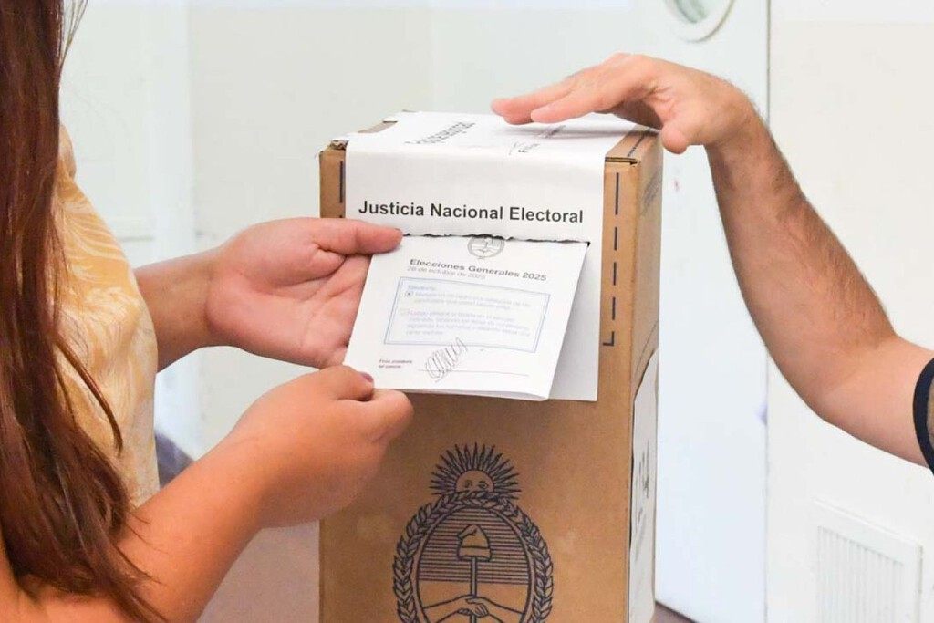 Dónde voto el 7 de septiembre en Buenos Aires: así quedó el padrón definitivo, tras la marcha atrás con los cambios de lugares 