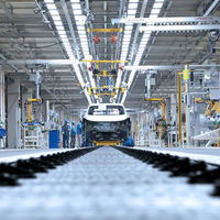 El sector automovilístico vuelve a rodar: todos los coches que vuelven a fabricarse en España, del SEAT León al Renault Captur