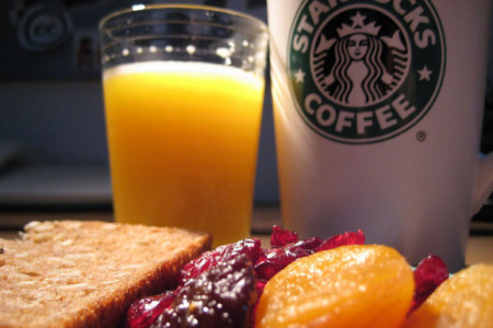 Suma líquidos a tu desayuno