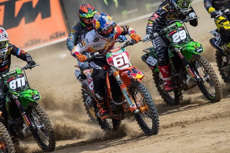 Jorge Prado y Tim Gajser ganan en Lommel y casi saborean los títulos de MX2 y MXGP
