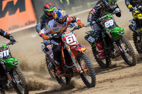 Jorge Prado y Tim Gajser ganan en Lommel y casi saborean los títulos de MX2 y MXGP