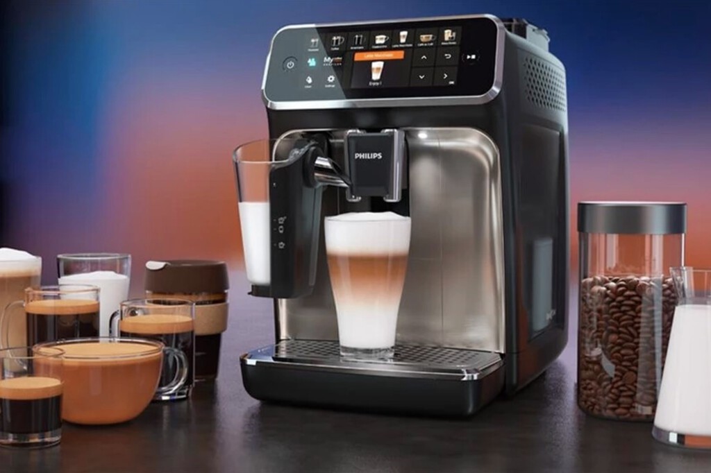 Descalcificar la cafetera es importantísimo para que funcione bien: qué síntomas te dicen que hay que hacerlo y cómo