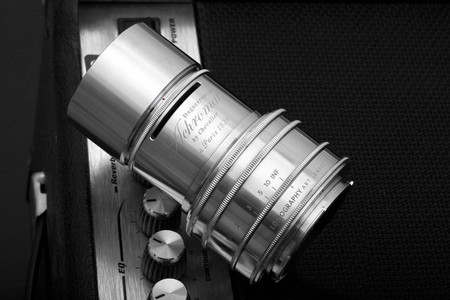 Daguerreotype Achromat 2.9/64 Art Lens, la primera óptica de la historia ya disponible para monturas Canon EF, Nikon F y Pentax K