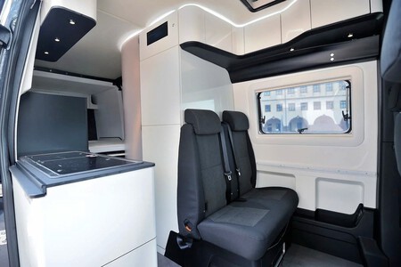 Furgoneta Camper 8