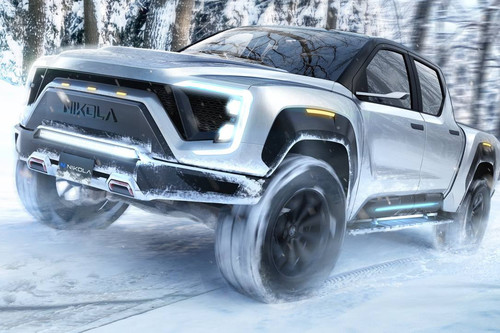 Hasta con 1,000 hp y 800 km de autonomía: así pinta el inminente destino eléctrico de las grandes pick-ups