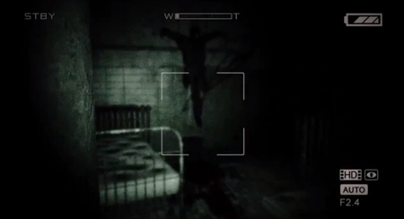 Un nuevo survival horror para PC asoma a lo lejos. Su nombre es 'Outlast' y tenemos el primer teaser tráiler