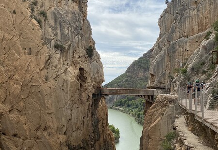 Un recorrido por el Caminito del Rey, con mascarillas y gel hidroalcohólico