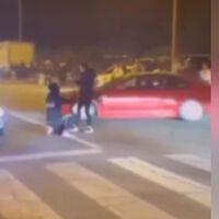 Se pensaba que estaba en una peli de 'Fast & Furious' y decidió pedir matrimonio a su novia en una quedada ilegal de coches. Acabó mal