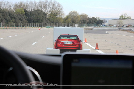 Mercedes-Benz Clase C 2014, sistemas de seguridad