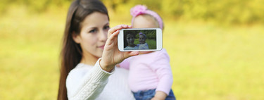 El verdadero problema de compartir la vida de tus hijos en las redes