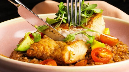 Ahora que el pollo está barato, 3 recetas fáciles y rendidoras para aprovecharlo al máximo y ahorrar