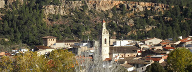 Este pueblo de Valencia con nombre de mujer es un paraíso con tres cascadas, ideal para visitar en verano
