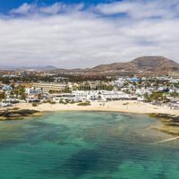 He recorrido casi toda España en camper y este es uno de los pueblos pesqueros más bonitos que he visto: está en Fuerteventura y dan ganas de mudarse allí 