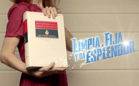 La RAE estrena diseño web y lanza un Observatorio de términos que aún no incluye su diccionario, como 'mutear', 'bot' o 'hashtag'