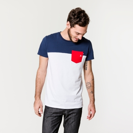 La elegancia tricolor de la nueva camiseta de Le Coq Sportif