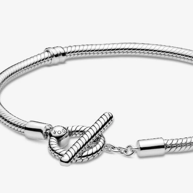 Pulsera Diseño Cadena de Serpiente Plata con Cierre en forma de T
Plata de primera ley