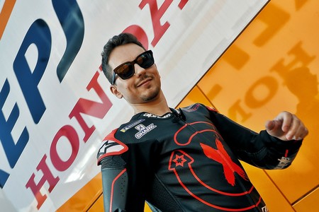 Confirmado: Jorge Lorenzo se ha roto el escafoides y será operado a 15 días de los test de Malasia