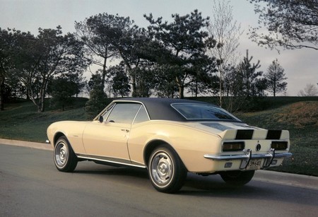 Chevrolet Camaro Z28 1967 1600 03