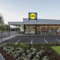 El calefactor cerámico de pared de Lidl está más barato que nunca: viene con  2000 W de potencia y pantalla LED