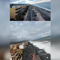 A Sicilia se la está tragando el mar: ya es imposible conducir por este paseo marítimo porque ahora está destrozado