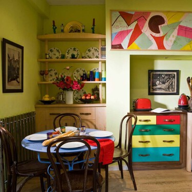 Vuelven las cocinas con estilo retro años 50: esta es la la tendencia vintage que triunfará en 2026