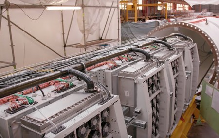 Microsoft apuesta por las renovables y lo demuestra sumergiendo su nuevo centro de datos que funcionará durante 5 años
