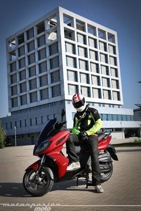 Kymco K-XCT 125i/300i