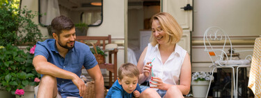 El camping es una opción barata y es un planazo para ir de vacaciones con niños: nueve motivos para elegirlo 
