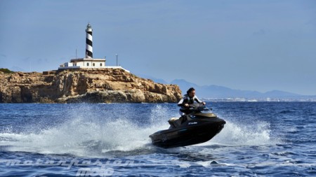 Nos lanzamos al agua con tres demonios: Sea-Doo RXT-X, RXP-X y GTX Limited 300