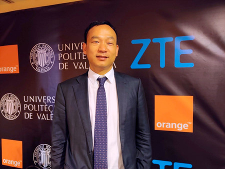"4G y 5G van a coexistir durante un periodo de tiempo, no va a ser todo 5G de repente" Entrevista con Kun Hu, presidente de ZTE Europa