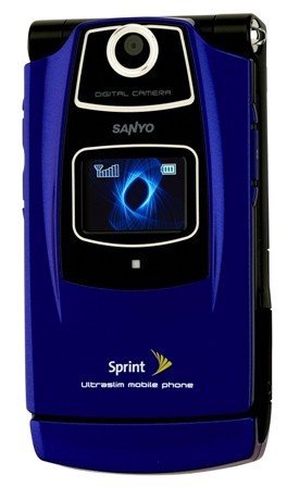 Sanyo podría vender su división de móviles