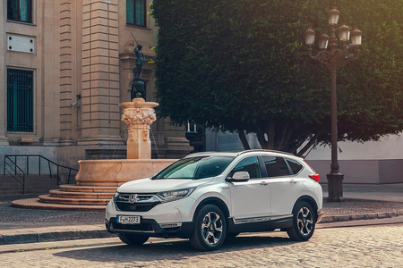 Honda adelanta los primeros detalles del CR-V Hybrid antes de su debut en París: 184 CV y 120 g/km de CO₂