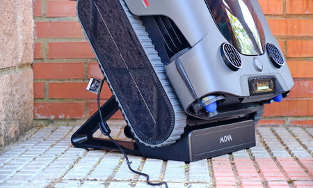 Analisis Mova Rover X10 1