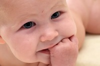 Hábitos de higiene indispensables para el bebé 