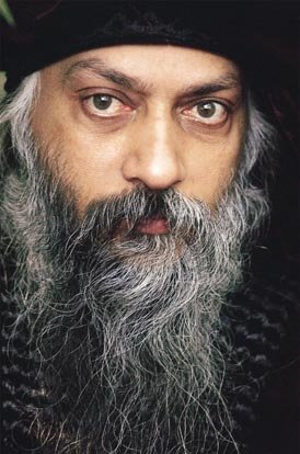 Biografia de  Osho (Bhagwan Shri Rashnish) 450_1000