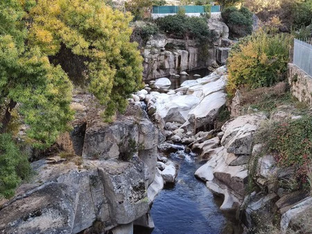 El Refugio De Alba Carrillo De 39 Anos Es Un Pueblo De 81 Vecinos En Avila Donde Manda La Cuarta Generacion De Su Familia Es El Lugar Donde Nacio Mi Abuela Materna Donde Tengo Mis Raices