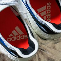 Mega liquidación en Adidas: celebra la Navidad estrenando zapatillas, ropa y más a mitad de precio  