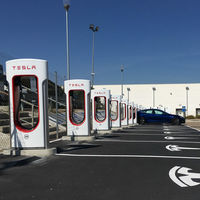 Tesla ya tiene 15 estaciones de supercargadores en España